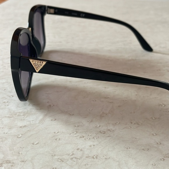 Original guess sunglasses - Picture 2 of 6